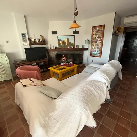 Casa Julia Y Chloe Molvizar